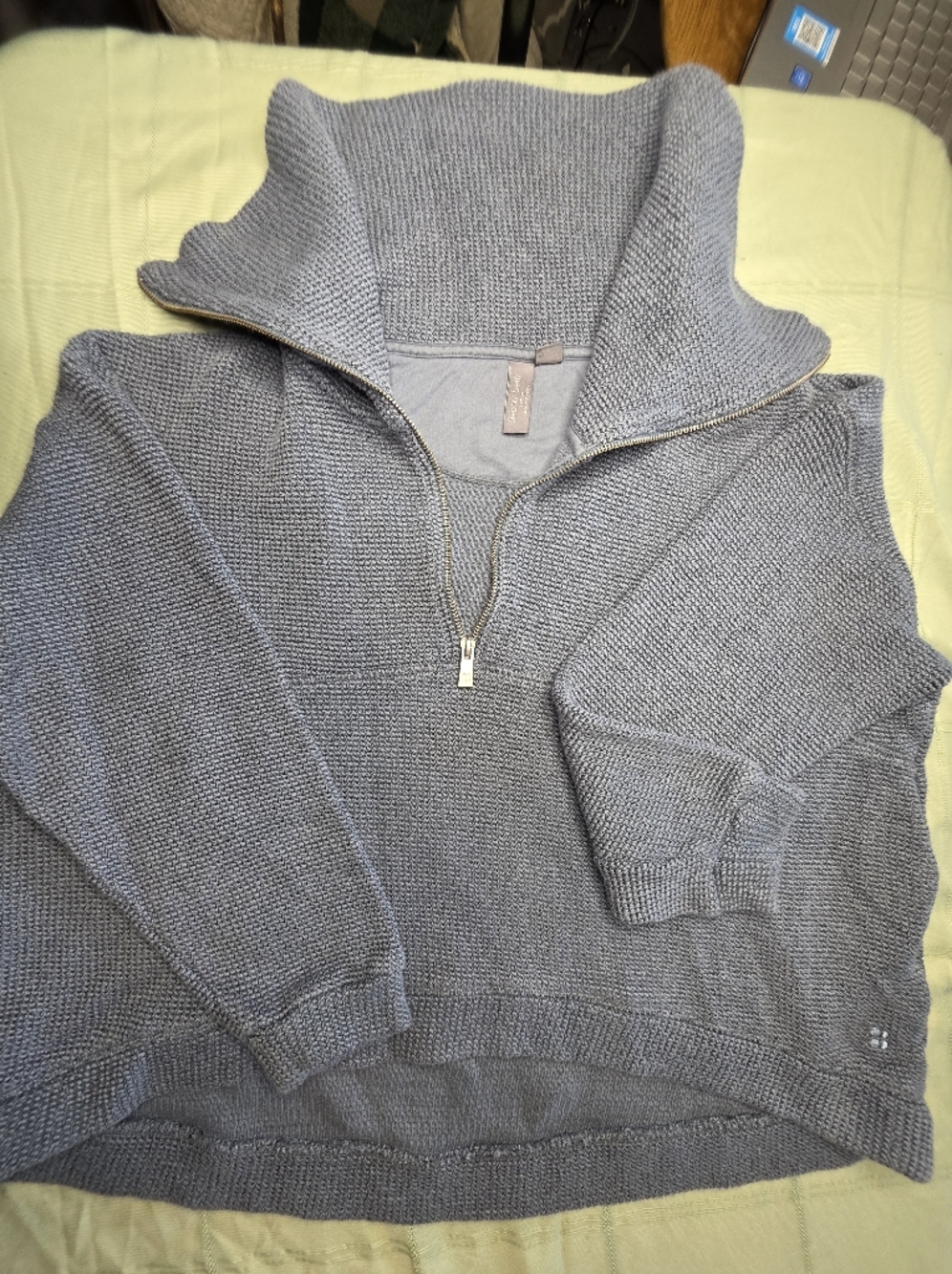 Sweaty Betty Radiant Half Zip Funnel Neck Sweatshirt Grey Textured Sz Large